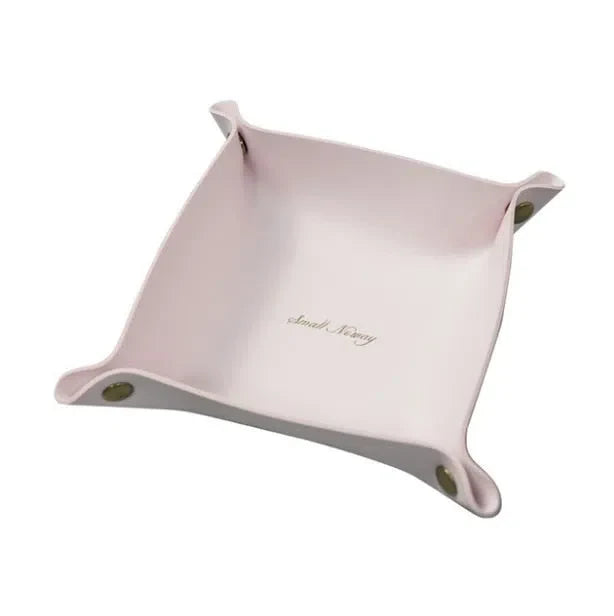 Bandeja Decorativa Minimalista em Couro – Sofisticação e Estilo para Seu Ambiente