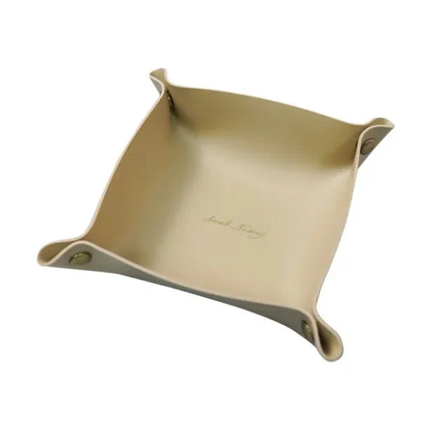Bandeja Decorativa Minimalista em Couro – Sofisticação e Estilo para Seu Ambiente