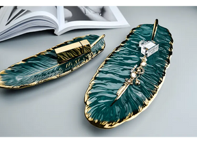 Bandeja Europeia de Folha em Cerâmica – Elegância e Sofisticação para Sua Mesa