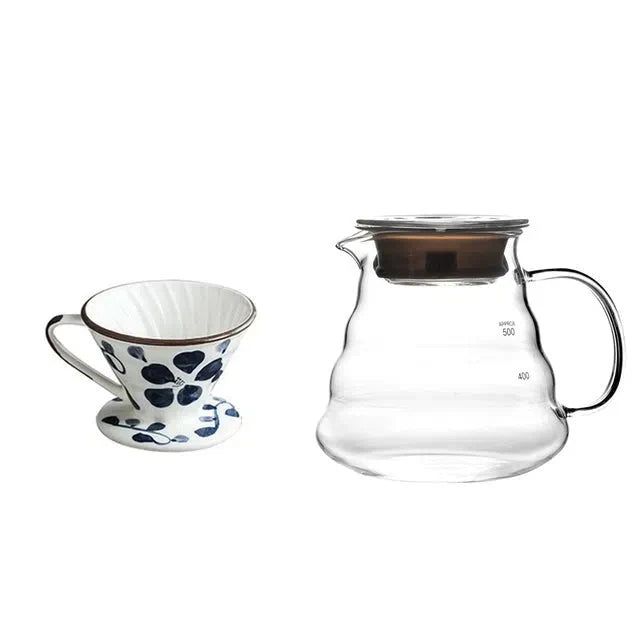 Suporte para Filtro V60 em Cerâmica Pintada à Mão – Elegância e Precisão no Seu Café